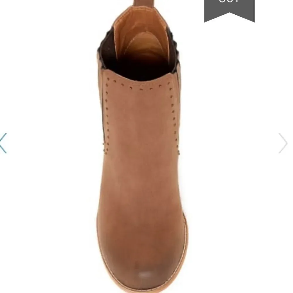 Melrose and Market Merrit Wedge Booties